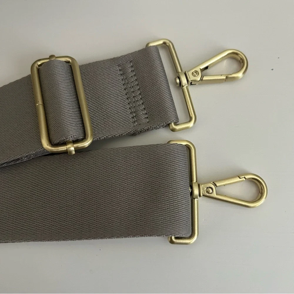Canvelle X-Small Boxy Crossbody Tote Grey - Picture 7 of 13